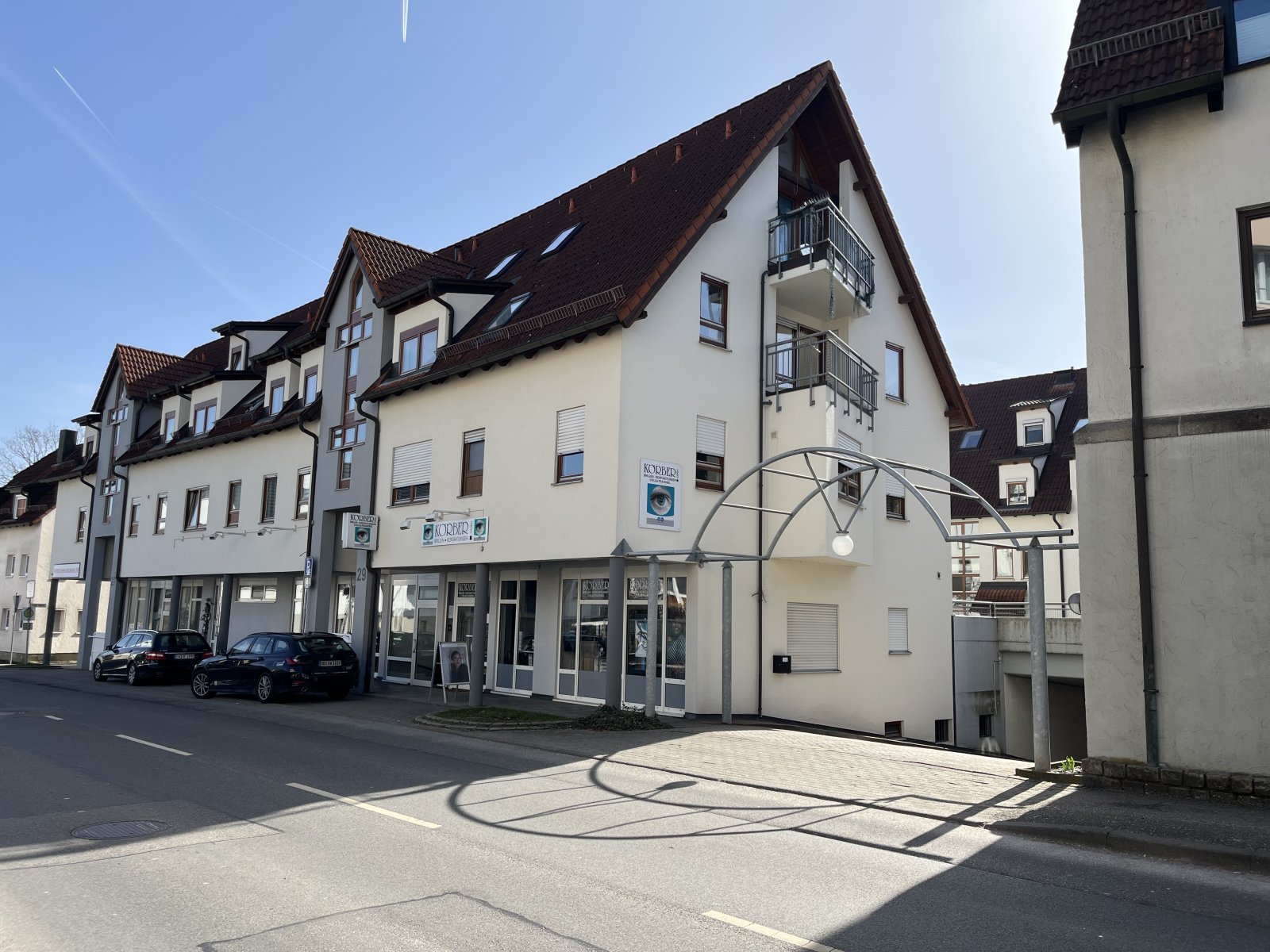 Gärtringen: Zentrale 2,5 ZW mit Balkon und TG-Stellplatz Gärtringen: Zentrale 2,5 ZW mit Balkon und TG-Stellplatz