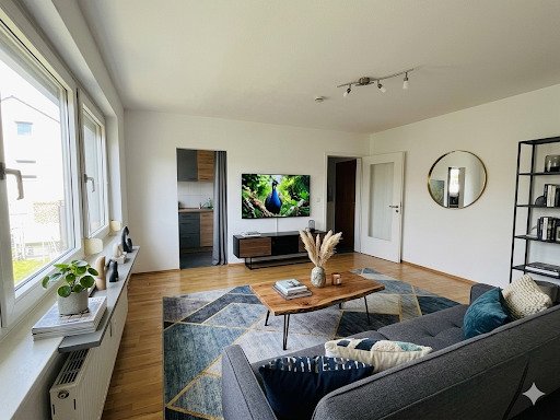 BB: ruhige zentral gelegene 1 ZW mit Stellplatz BB: ruhige zentral gelegene 1 ZW mit Stellplatz