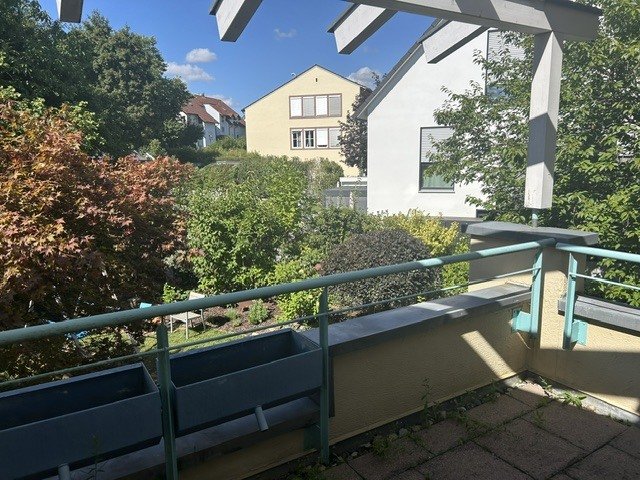 Aidlingen: Zentral gelegene 3 ZW mit Balkon Aidlingen: Zentral gelegene 3 ZW mit Balkon